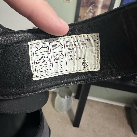 AZALEA WANG PLATFORM REFLECTIVE SANDALS - Picture 4 of 4